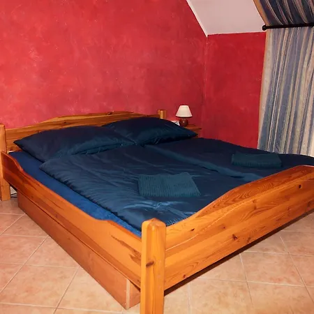 Hotel In Flagranti